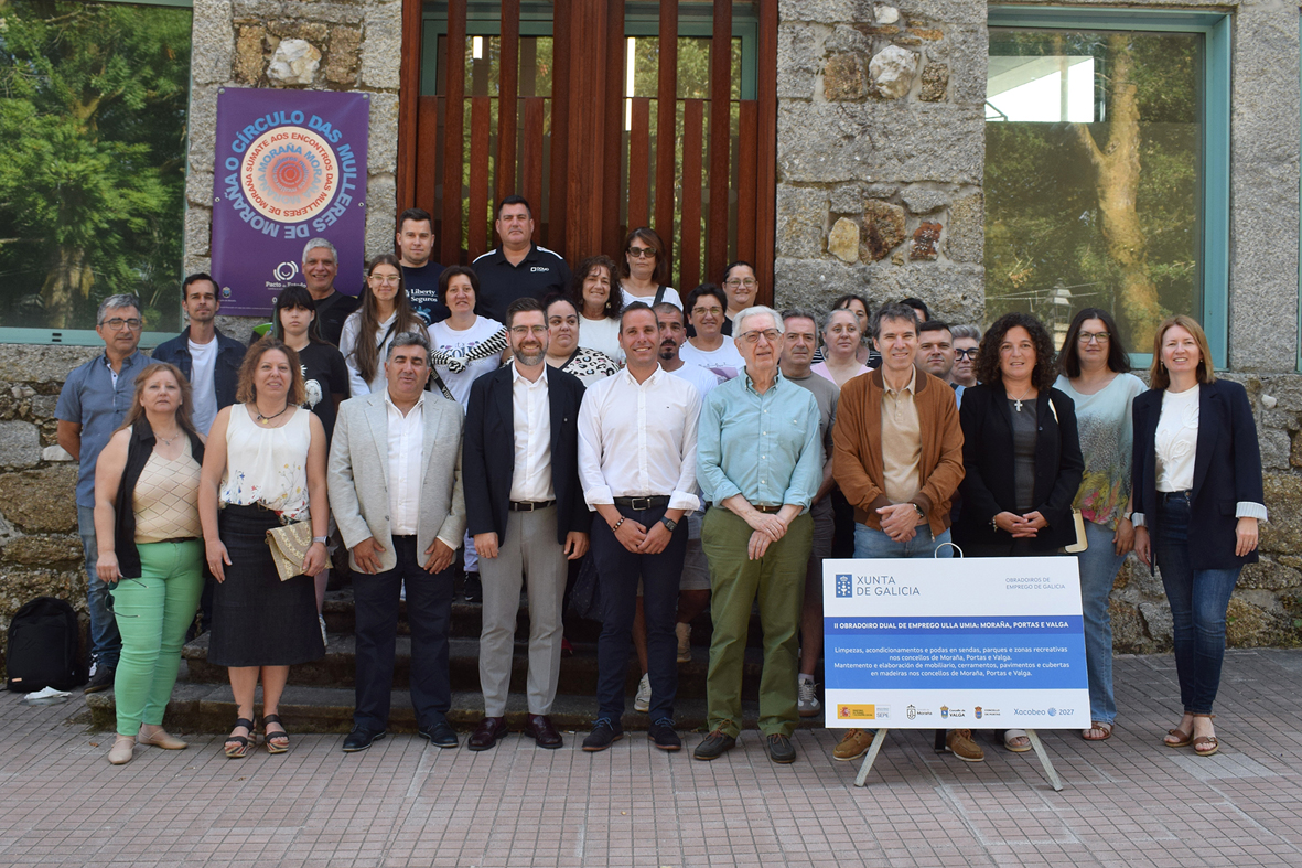 VALGA, XUNTO A MORAÑA E PORTAS, POÑEN EN MARCHA UN NOVO OBRADOIRO DE EMPREGO QUE FORMARÁ A VINTE PERSOAS EN CARPINTERÍA E TRABALLOS FORESTAIS